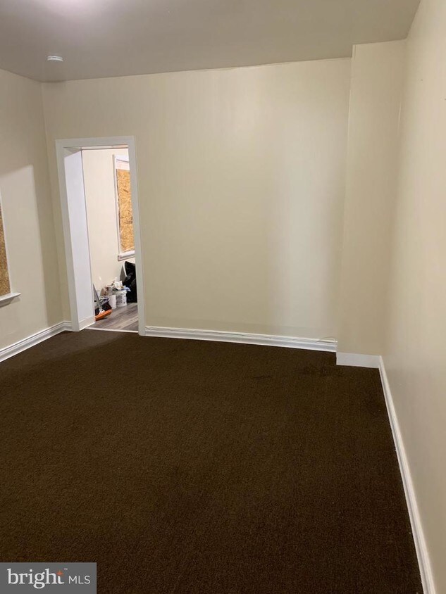 Foto principal - 419 S Logan Ave