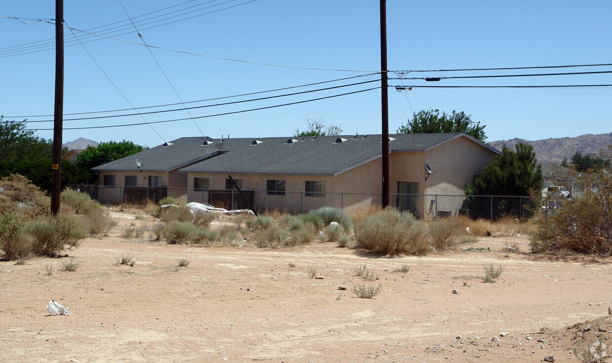 Building Photo - 15592 Tonekai Rd