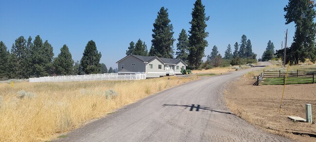 Foto del edificio - 34234 Oregon Shores Dr