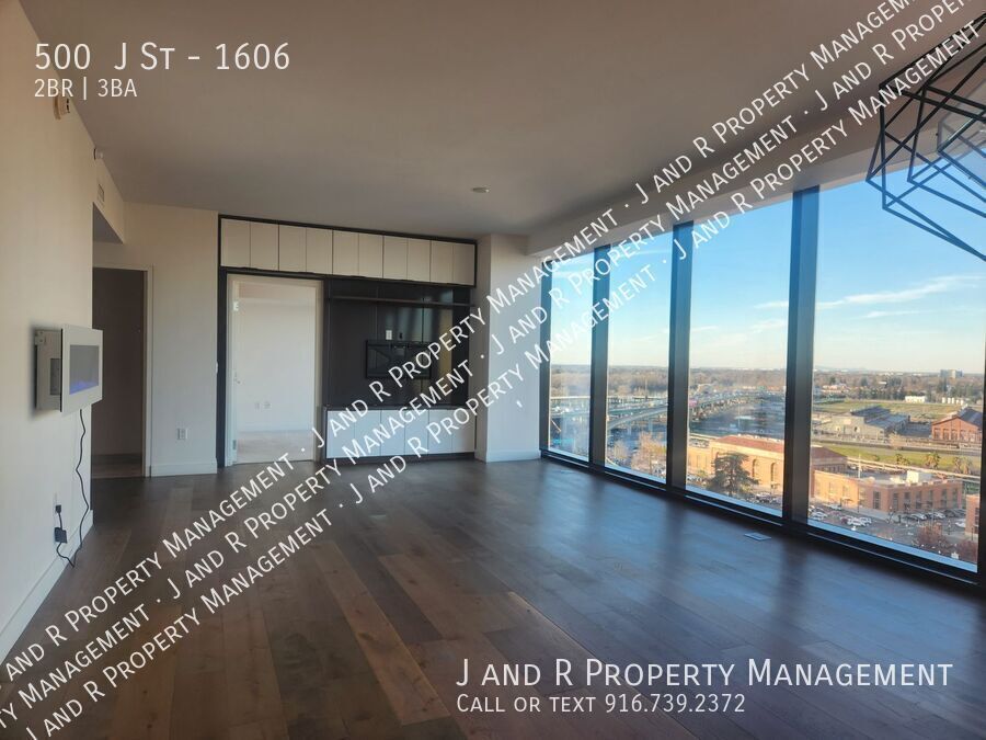 Primary Photo - 500 J St