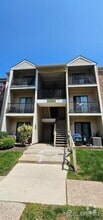 Building Photo - 447 Lancaster Ct