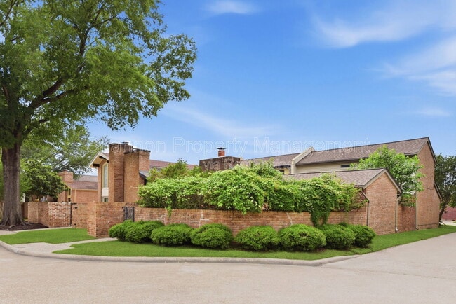 Photo - 4702 N Cashel Cir Apartment