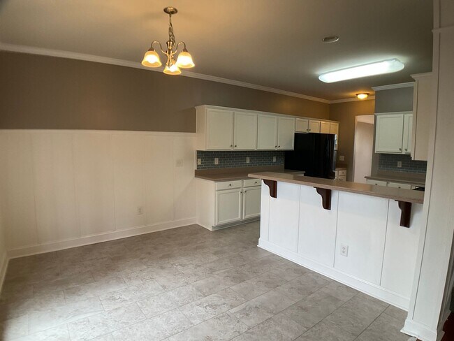 Foto del edificio - 300 Large Oak Ln