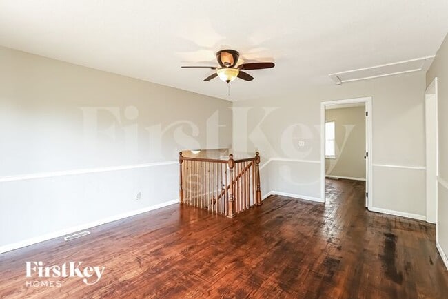 Building Photo - 19112 E Ponca Dr