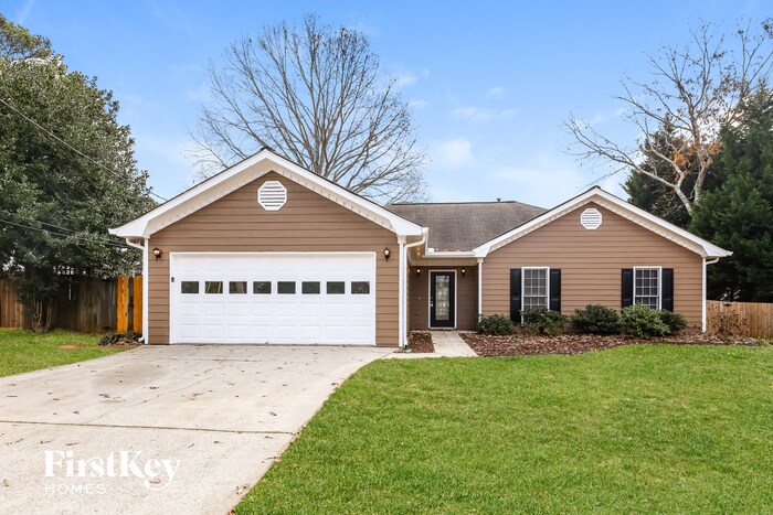 Primary Photo - 880 Hounds Ridge Ct