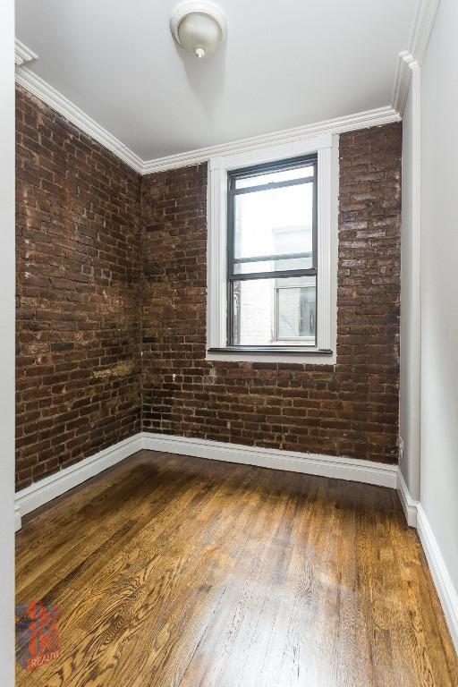 Foto del edificio - 219 E 23rd St