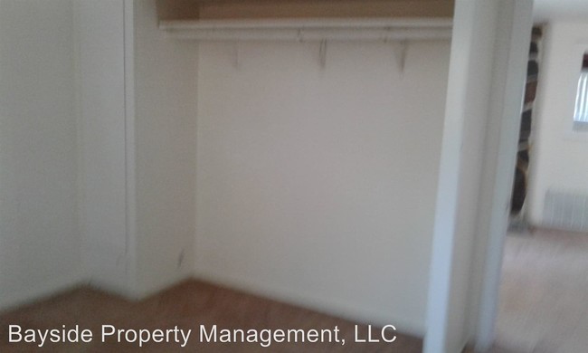 Building Photo - 2 br, 1 bath House - 403 6th Ave W