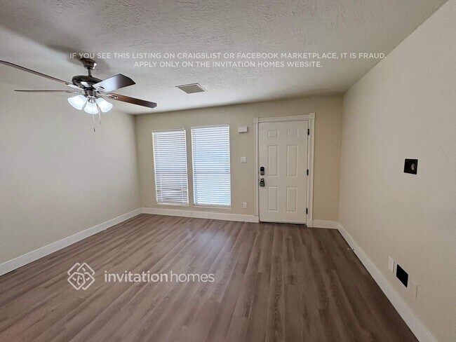 Foto del edificio - 2627 N 70th Pl