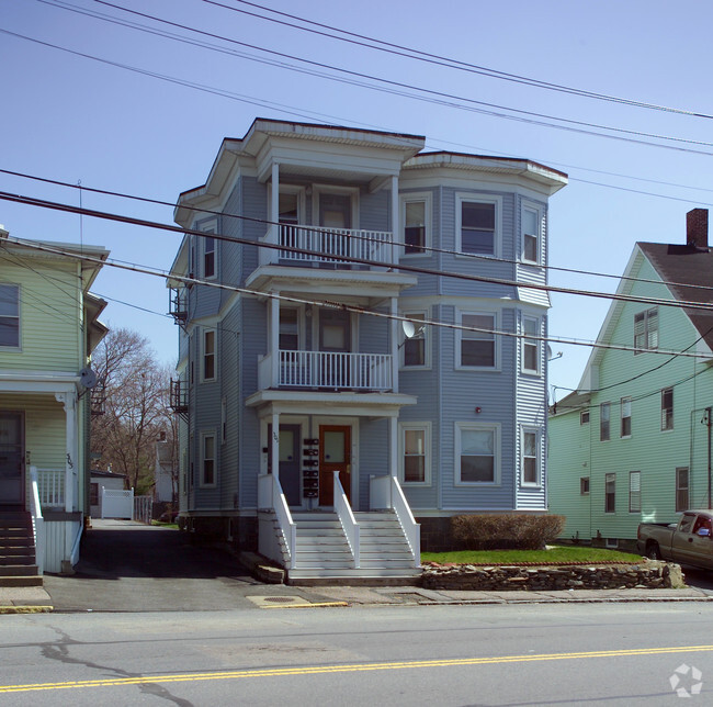 Building Photo - 299-301 Bay St