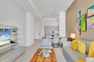 Building Photo - 4111 S Ocean Dr