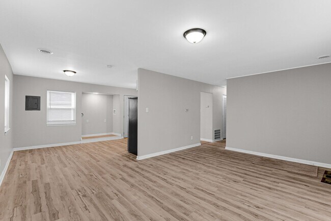 Foto del edificio - 3 Bedroom 1 Bathroom House for Rent!