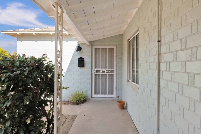 Foto del edificio - 3015 N 17th Ave