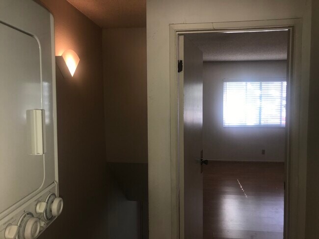 Foto del edificio - 1705 Hope St