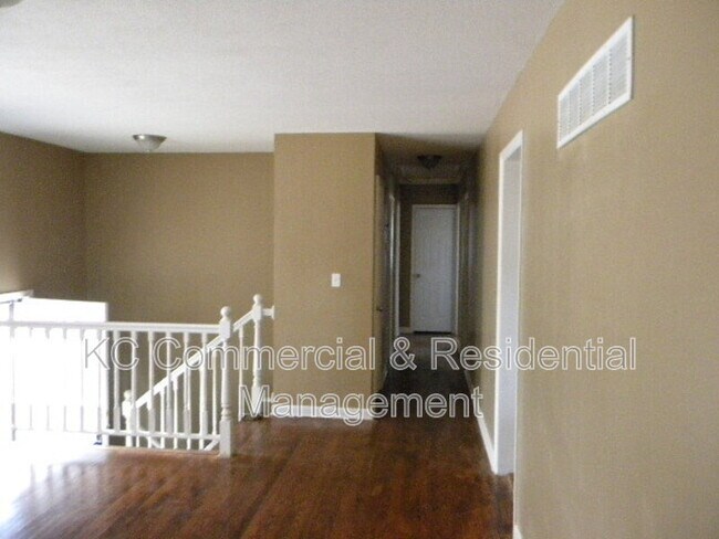 Foto del edificio - 5033 Hawthorne Avenue