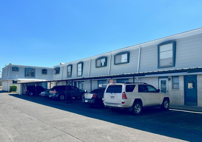 Building Photo - Higdon Ferry Apartments