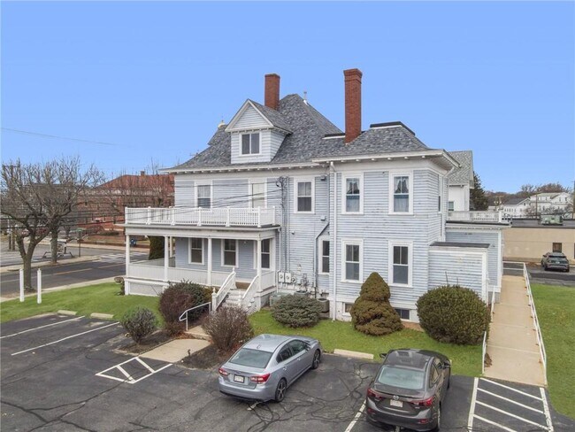 Foto del edificio - 1536 Cranston St
