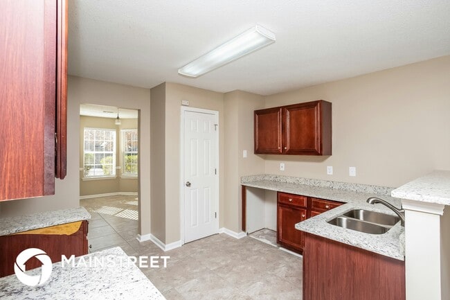 Building Photo - 6802 Fireside Ln