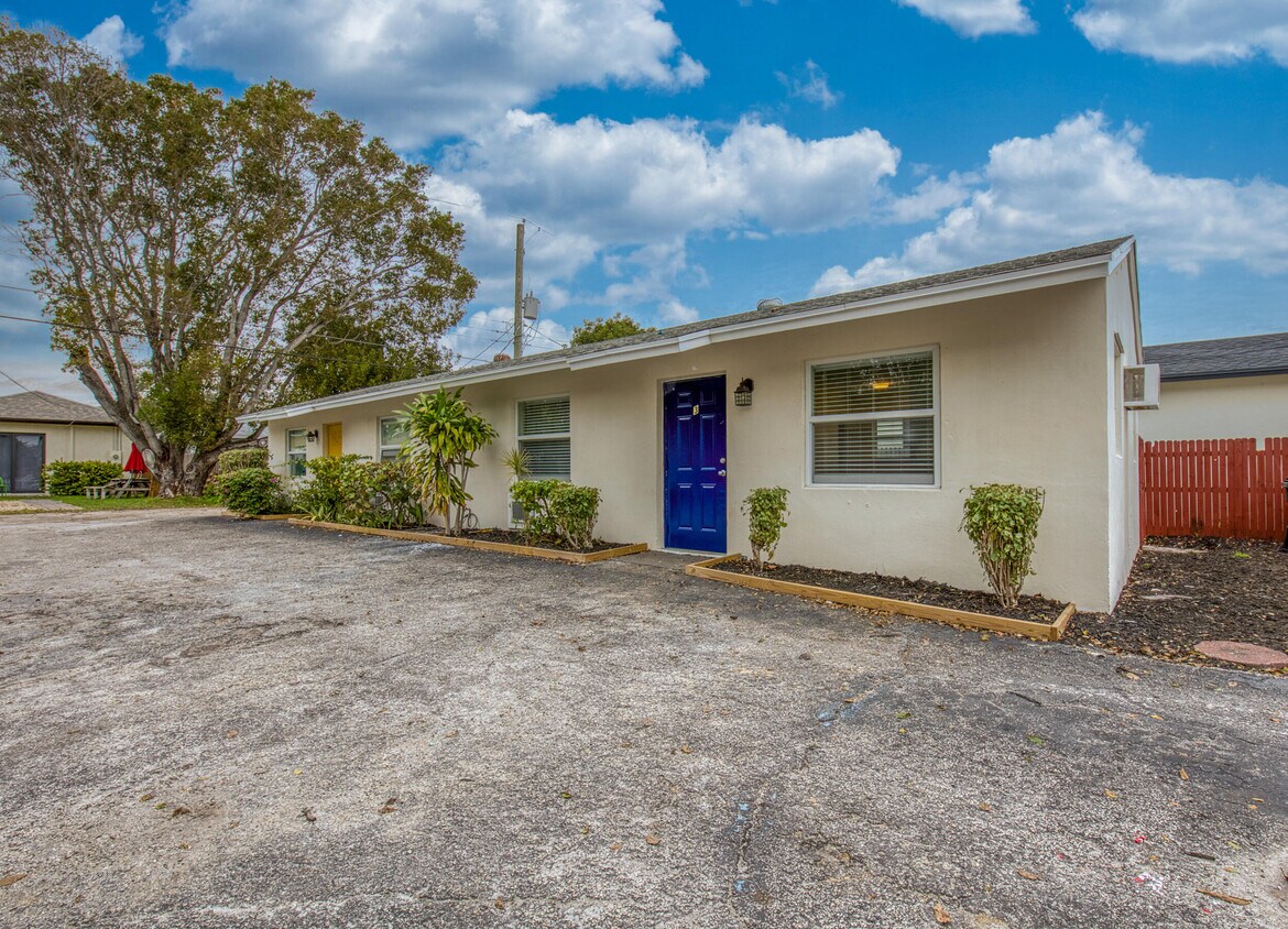 223 N E St Unit 3, Lake Worth Beach, FL 33460 Apartment for Rent in