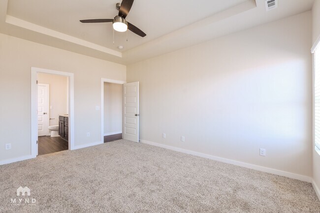 Foto del edificio - 26289 Beech Grv Ln NW