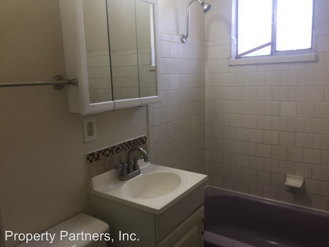 Building Photo - 120 Parsifal St NE