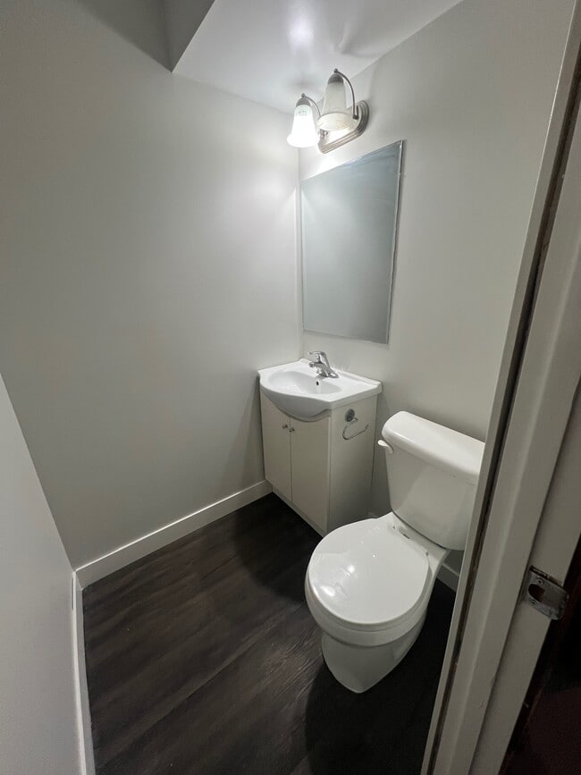 Photo du bâtiment - 225 Queen St