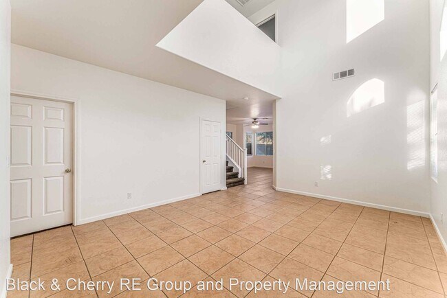 Foto del edificio - 5 br, 2.5 bath House - 8020 Glowing Water St.