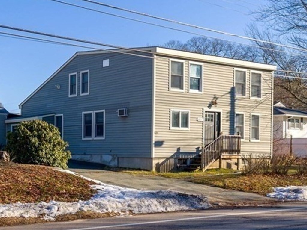 Primary Photo - 405 S Quinsigamond Ave