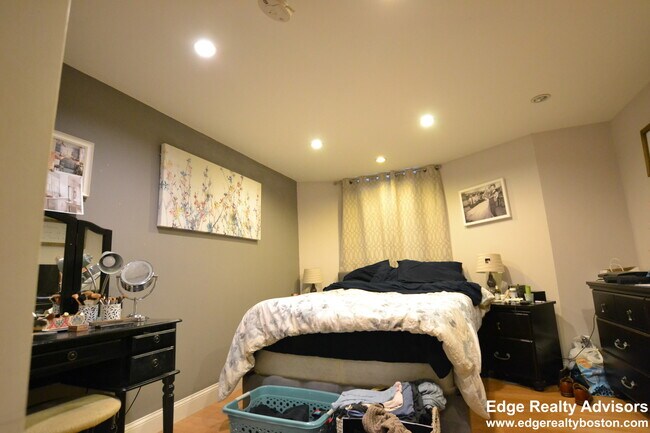 Foto del edificio - 43 Nottinghill Rd