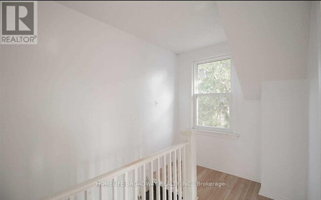 Building Photo - 1354 Caroline St