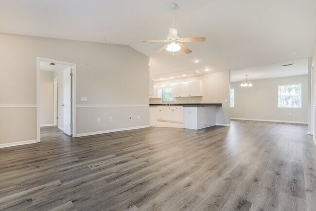 Foto del edificio - 5905 Humkey St