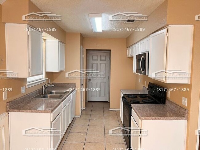 Foto del edificio - 3/2 Available in Grand Prairie