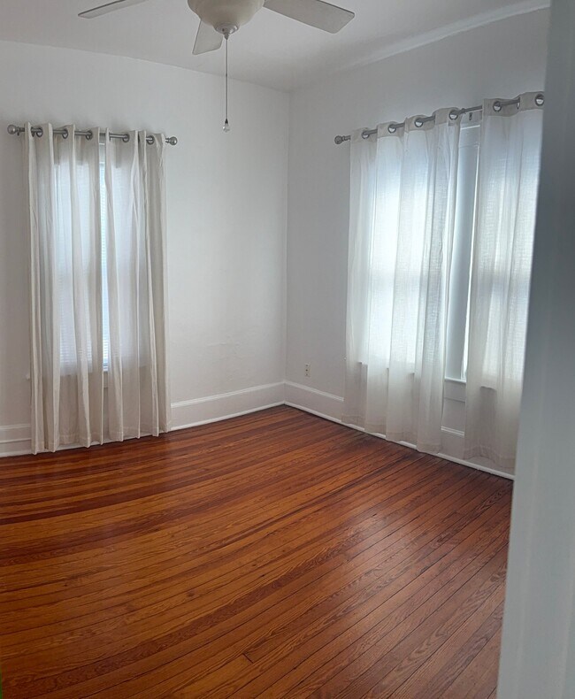 Foto del edificio - 715 Delaney Park Dr