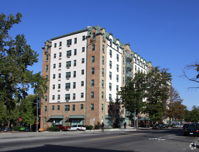 Building Photo - Hubbard Place