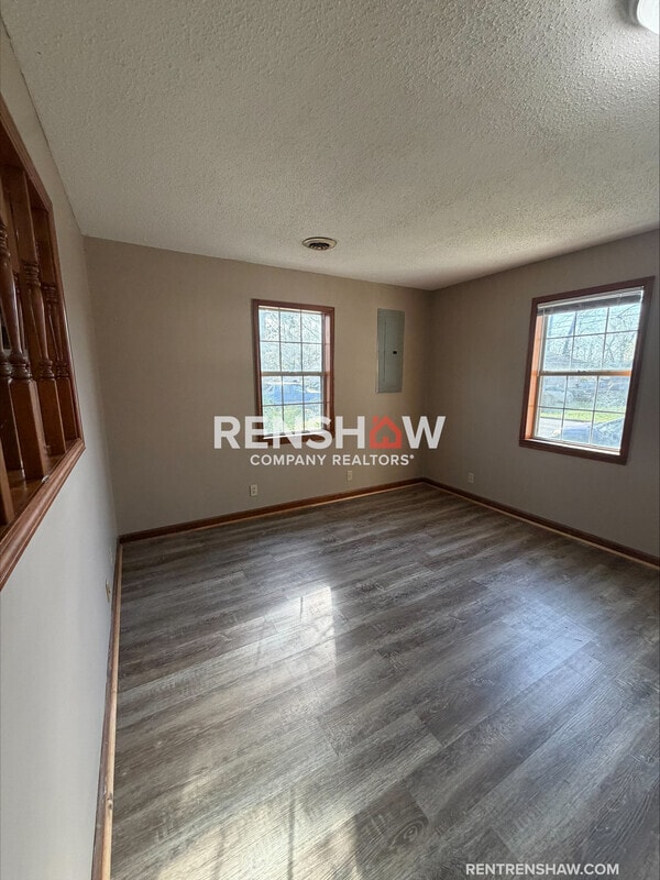 Building Photo - 111 Etheridge St