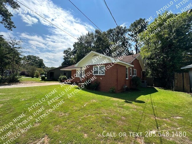 Building Photo - 3004 4th Ct E