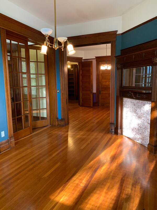 Foto del edificio - 1702 S Spring St