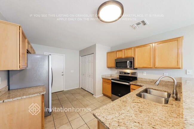 Building Photo - 1954 E Villa Theresa Dr