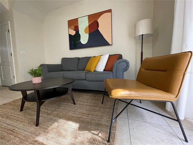 Foto del edificio - 2432 Caravelle Cir