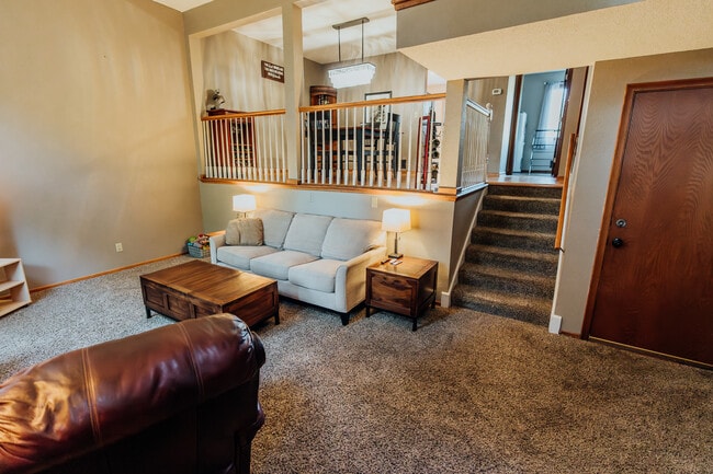 Building Photo - 2042 Louisiana Ave S