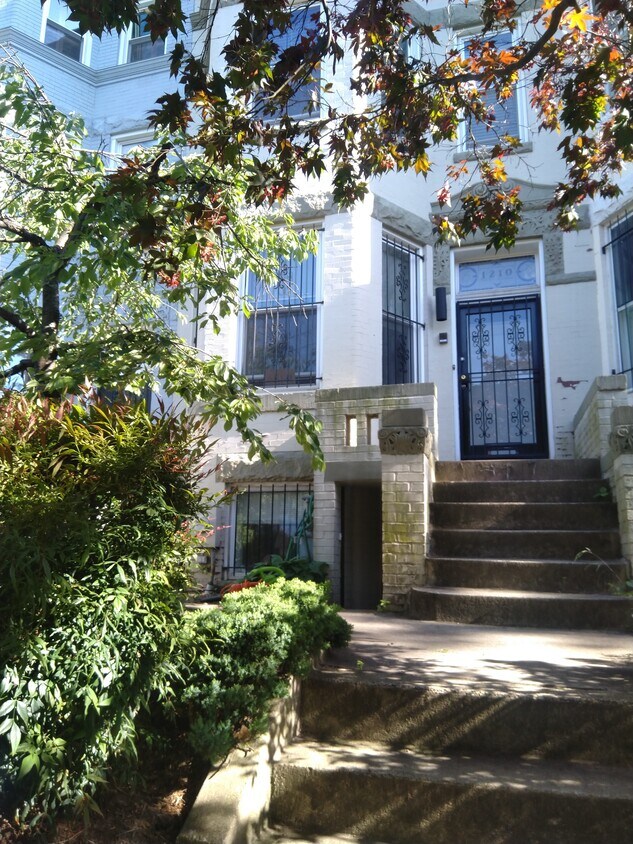 1210 Girard St NW Unit B, Washington, DC 20009 1210 Girard St NW