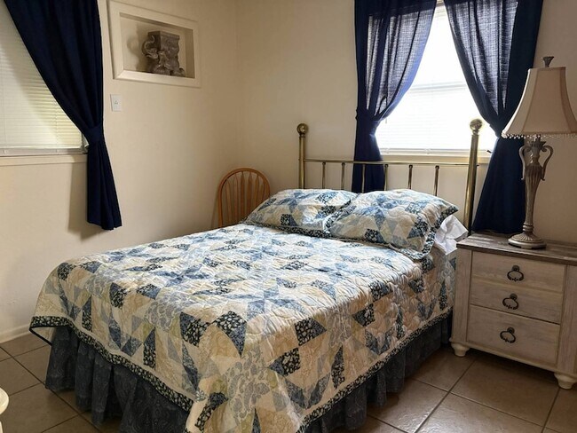 Foto del edificio - 2912 SE 29th Terrace