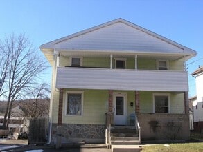 Building Photo - 219 Odell Ave