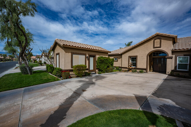 Building Photo - 80290 Pebble Beach Dr