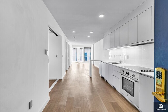 Building Photo - 1238 Sutter St