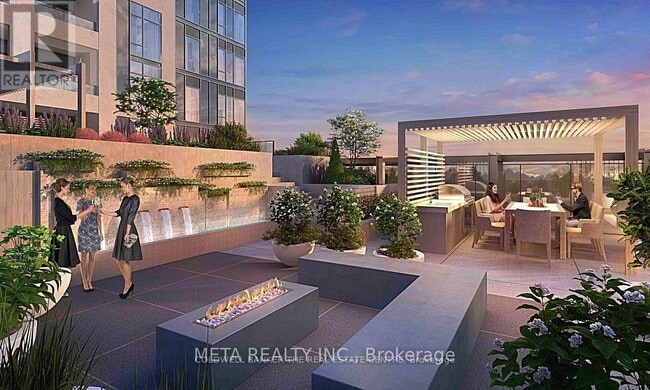 Building Photo - 693 Davis Dr