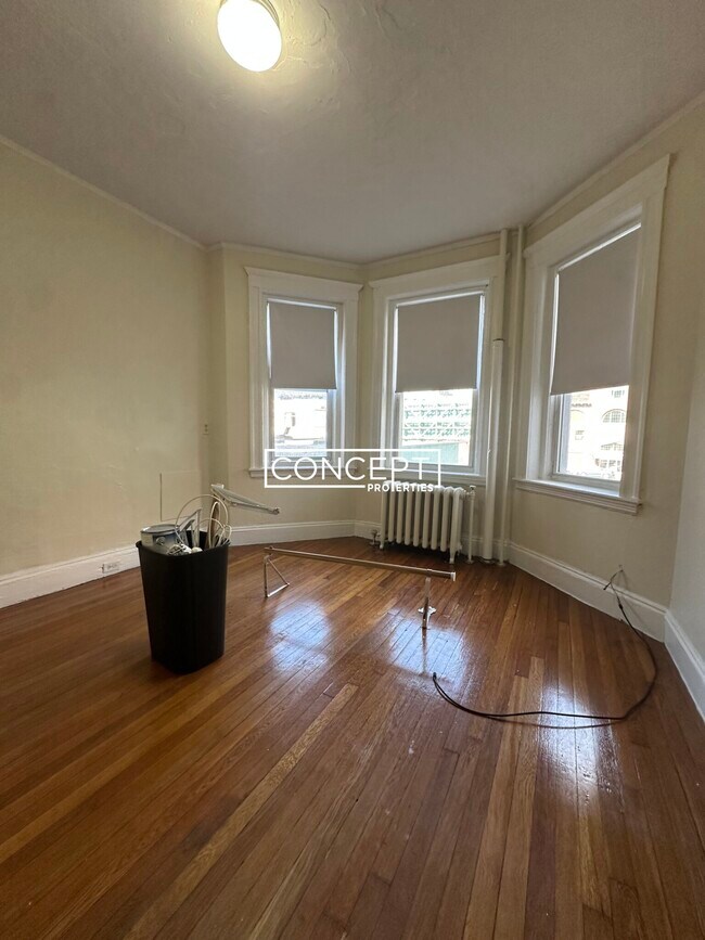 Building Photo - 1167 Boylston St