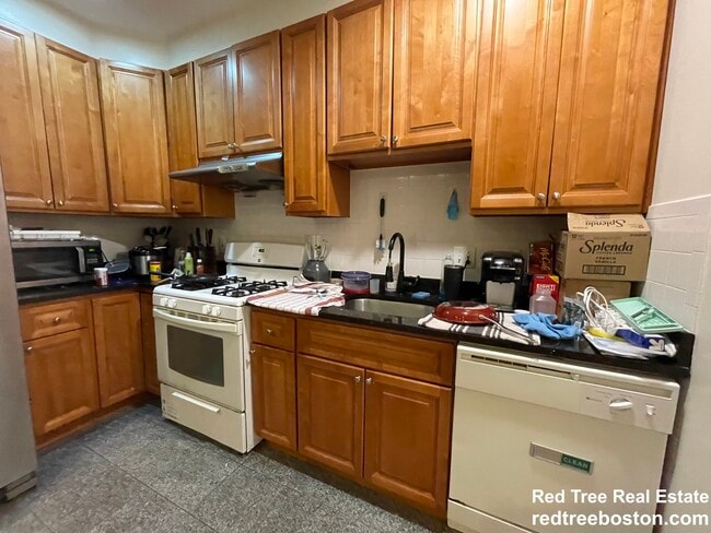 Photo - 127 Cedar St Apartment