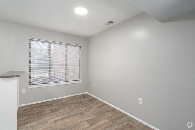 2BR, 1BA - 841SF - Dining Area - Tacony Crossing