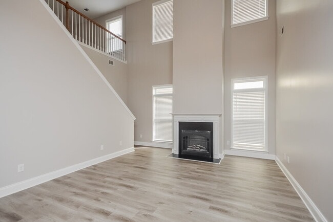 Building Photo - 1225 Heartwood Ave