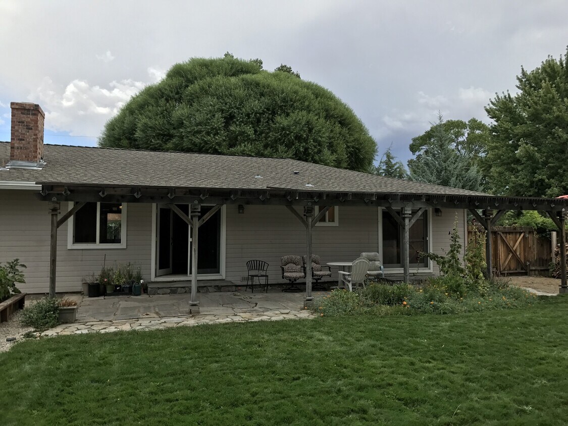 Foto principal - 3/2.5/2 Charming home in Minden!